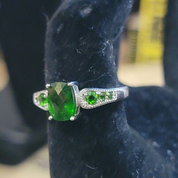 Green Diopside Ring Sterling Silver sz 7 Chrome Diopside Natural Rich Color New! - Picture 1 of 16